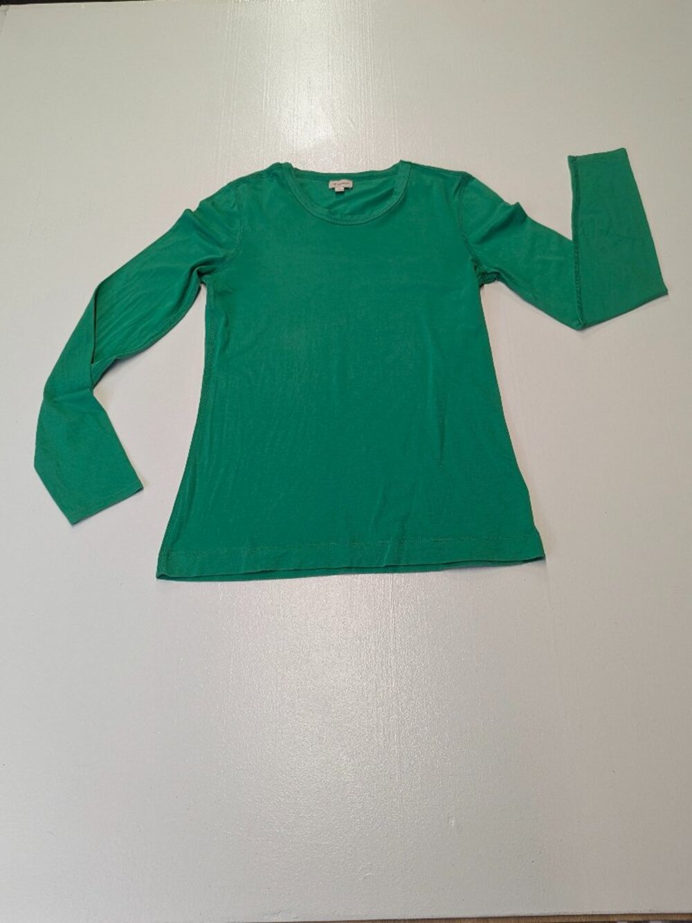 Cremieux Size *Small/Medium Kelly Green Long Sleeved Tee
